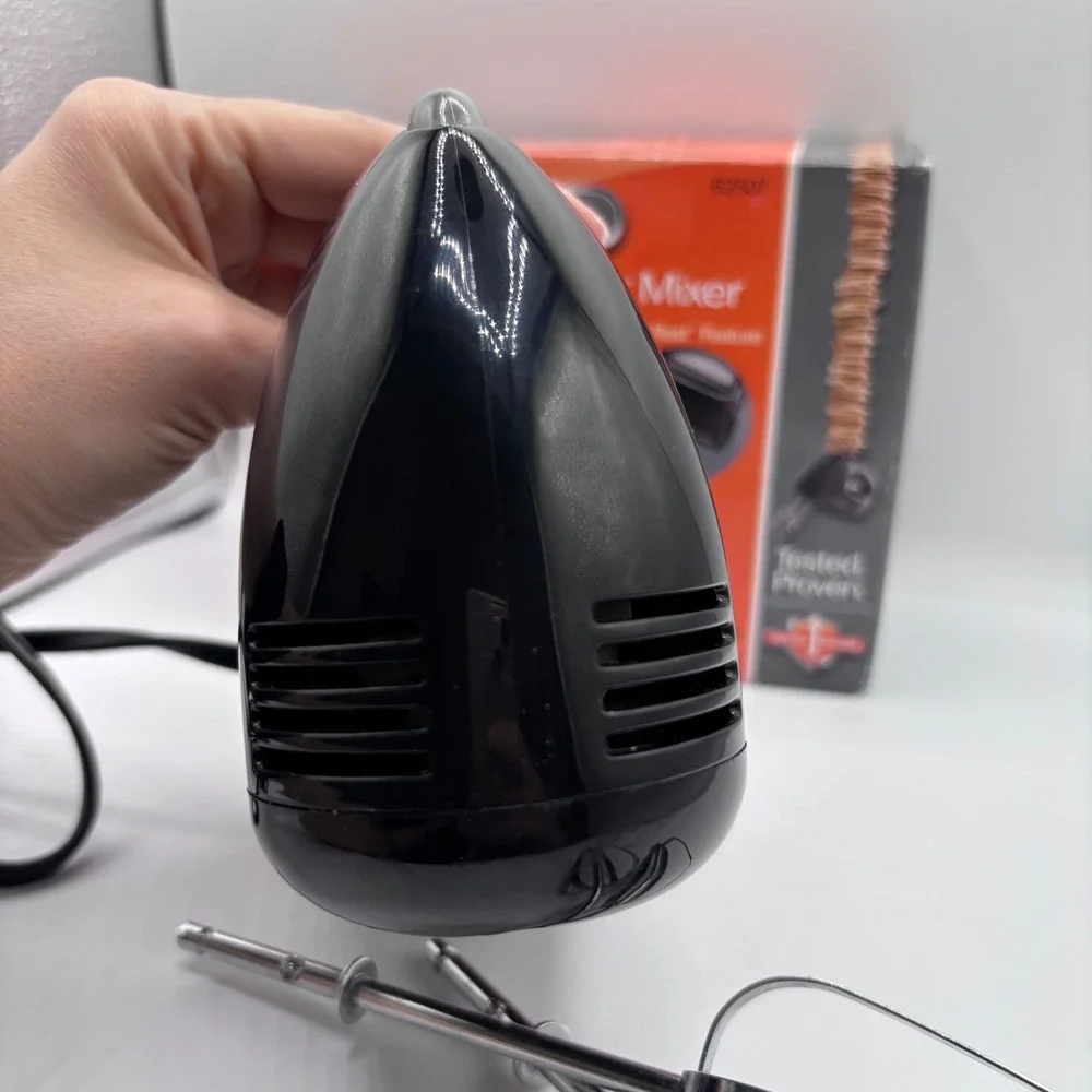 Hand Mixer | Proctor Silex 62507 Durable Easy Mix 5 Speed Black‎ 100W Bowl Rest